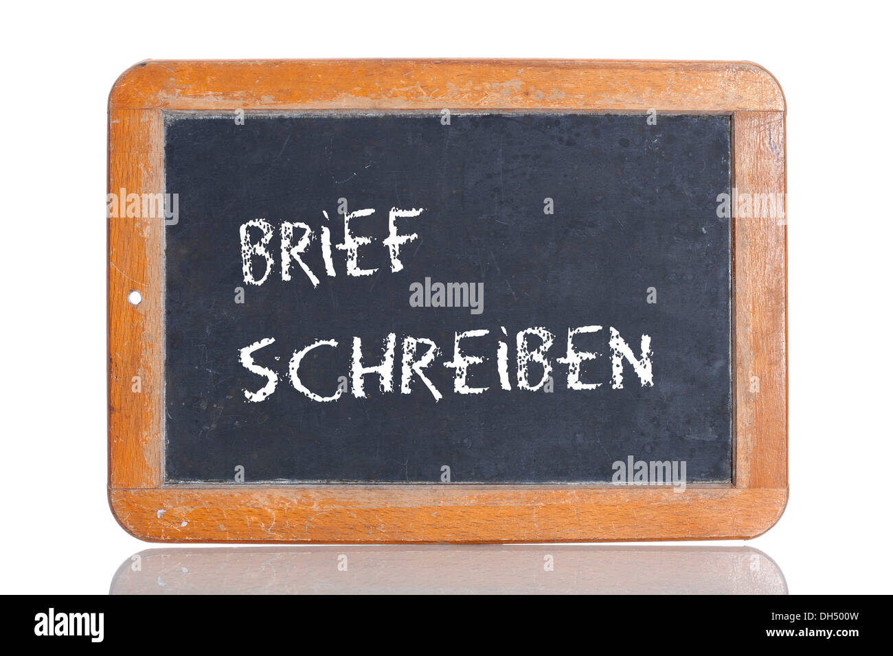Viejo pizarrón, rotulación 'brief' SCHREIBEN, Alemán para "escribir una carta" Foto de stock