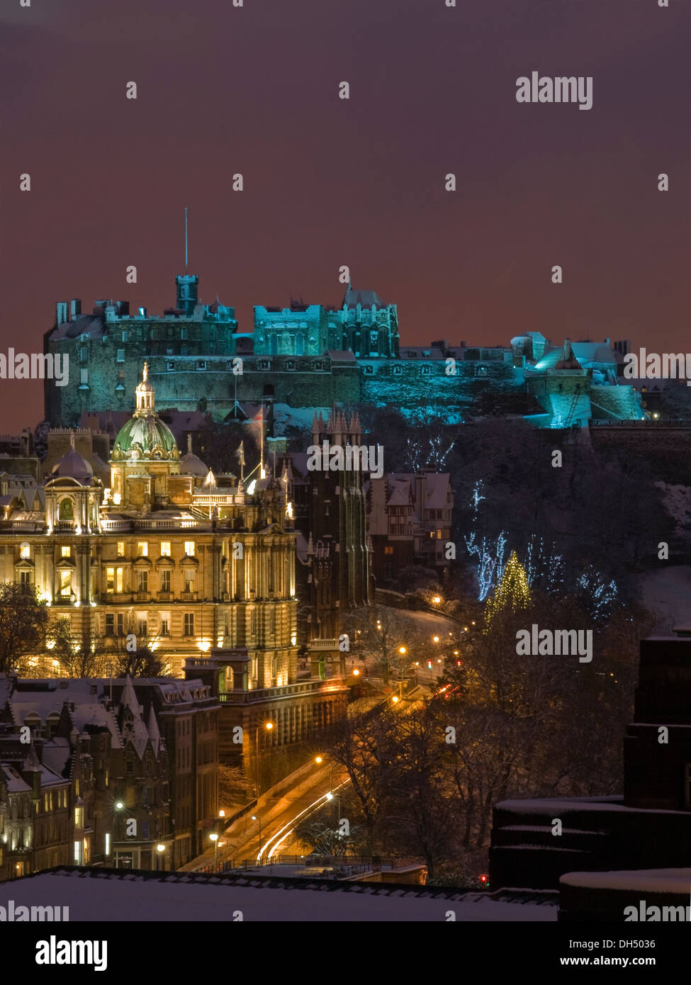 Horizonte de Edimburgo desde Calton Hill,Invierno Foto de stock