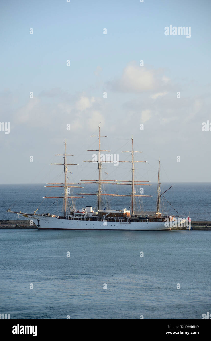 Buque en el puerto de cruceros de Bridgetown en Barbados. Foto de stock