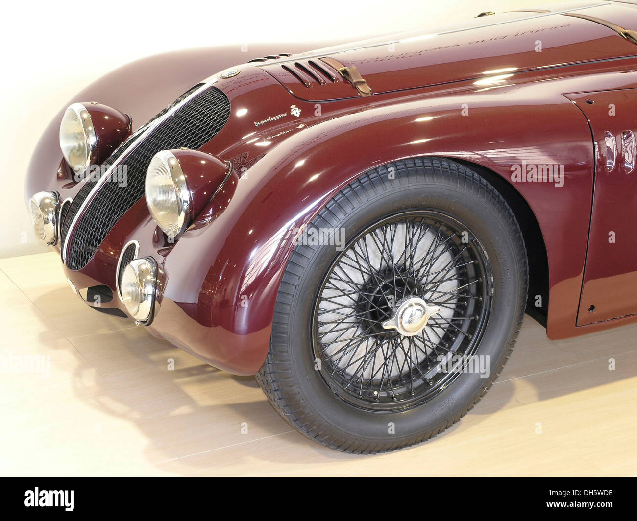 Alfa Romeo 8C 2900B Mitomacchina LM, exposición, Museo de Arte Moderno, Mart, Rovereto, Italia, Europa Foto de stock