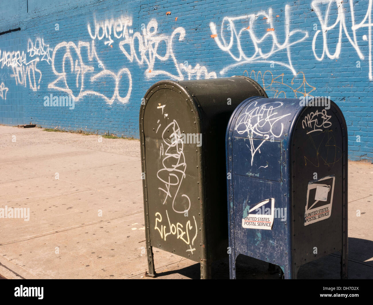 Pintura mural pintura en aerosol fotografías e imágenes de alta resolución  - Página 9 - Alamy