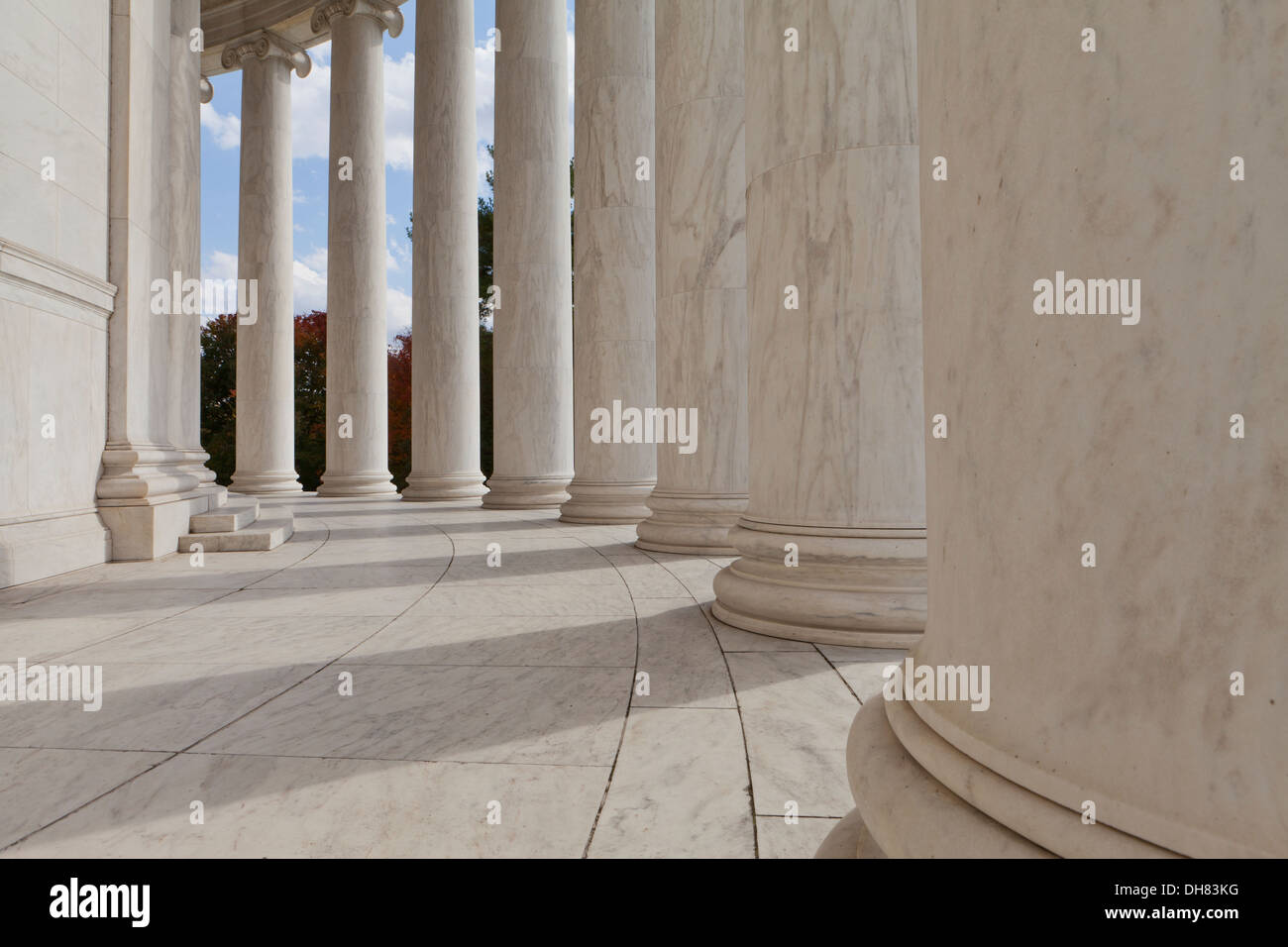 Las columnas de mármol de Thomas Jefferson Memorial - Washington, DC, EE.UU. Foto de stock