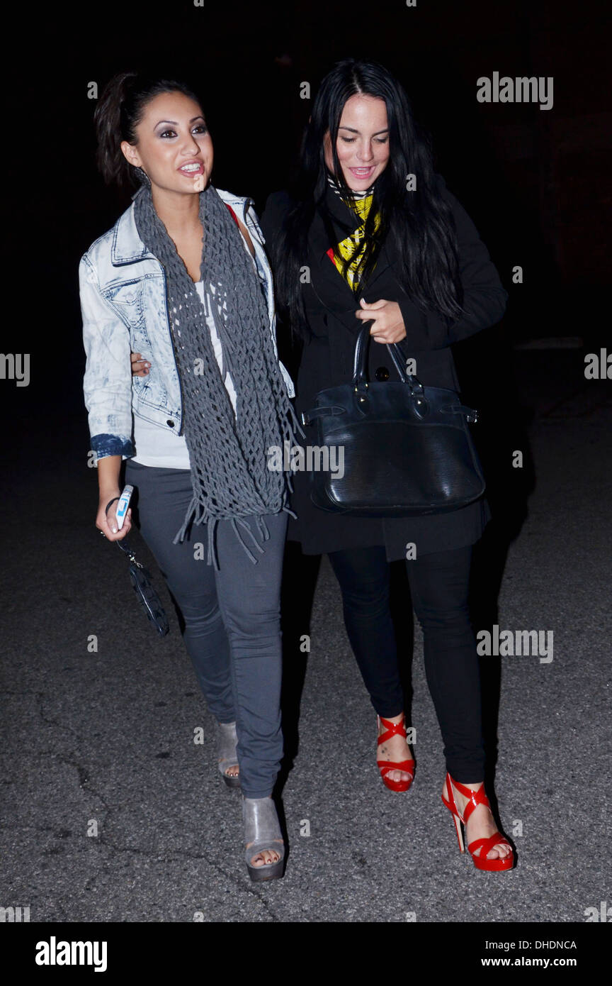 Joanna Levesque JoJo aka dejando Supperclub en Hollywood con un amigo Los Angeles California USA - 23.04.12 Foto de stock