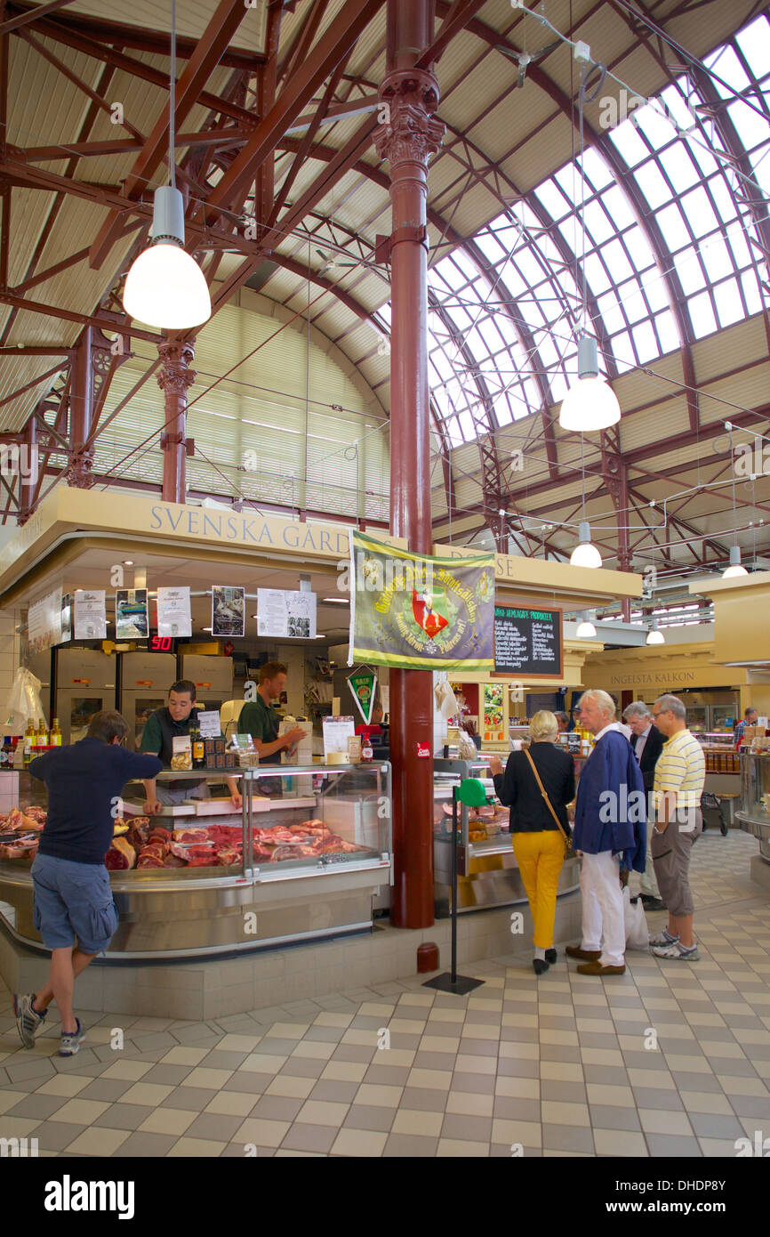 Saluhallen, el mercado interior Hall, en Gotemburgo, Suecia, Escandinavia, Europa Foto de stock