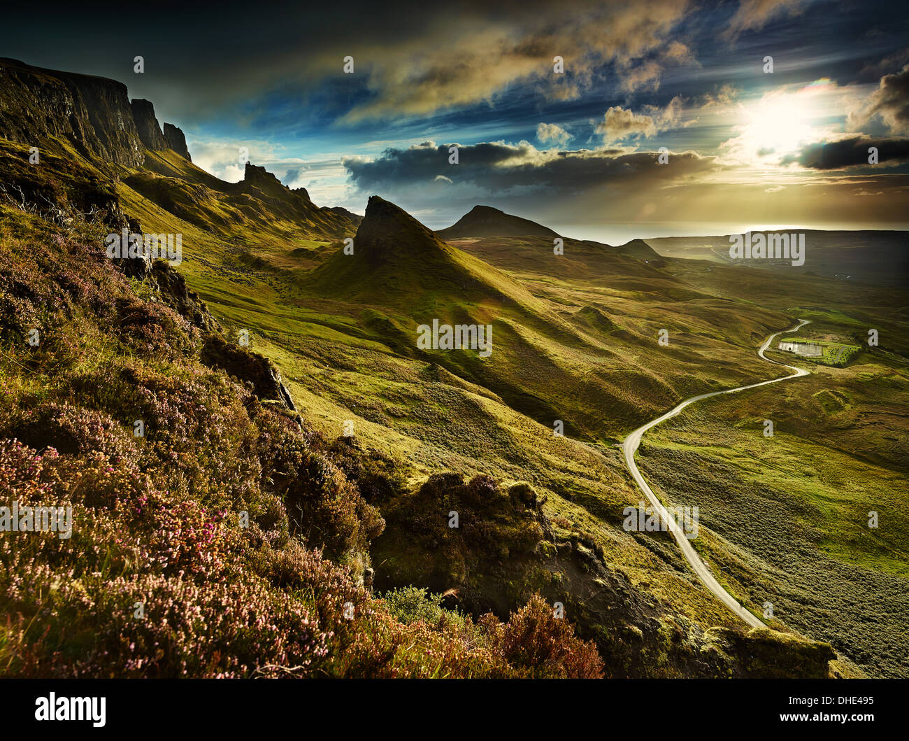 Amanecer en Quiraing, Isla de Skye, Scottish Highlands, Escocia Foto de stock