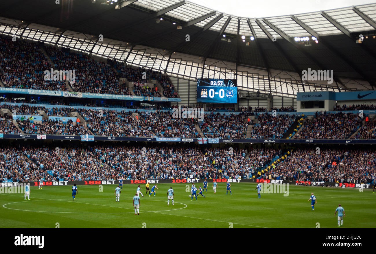 Manchester City v Everton Premiership partido de fútbol, el estadio Etihad, Manchester, Inglaterra, Reino Unido. Foto de stock