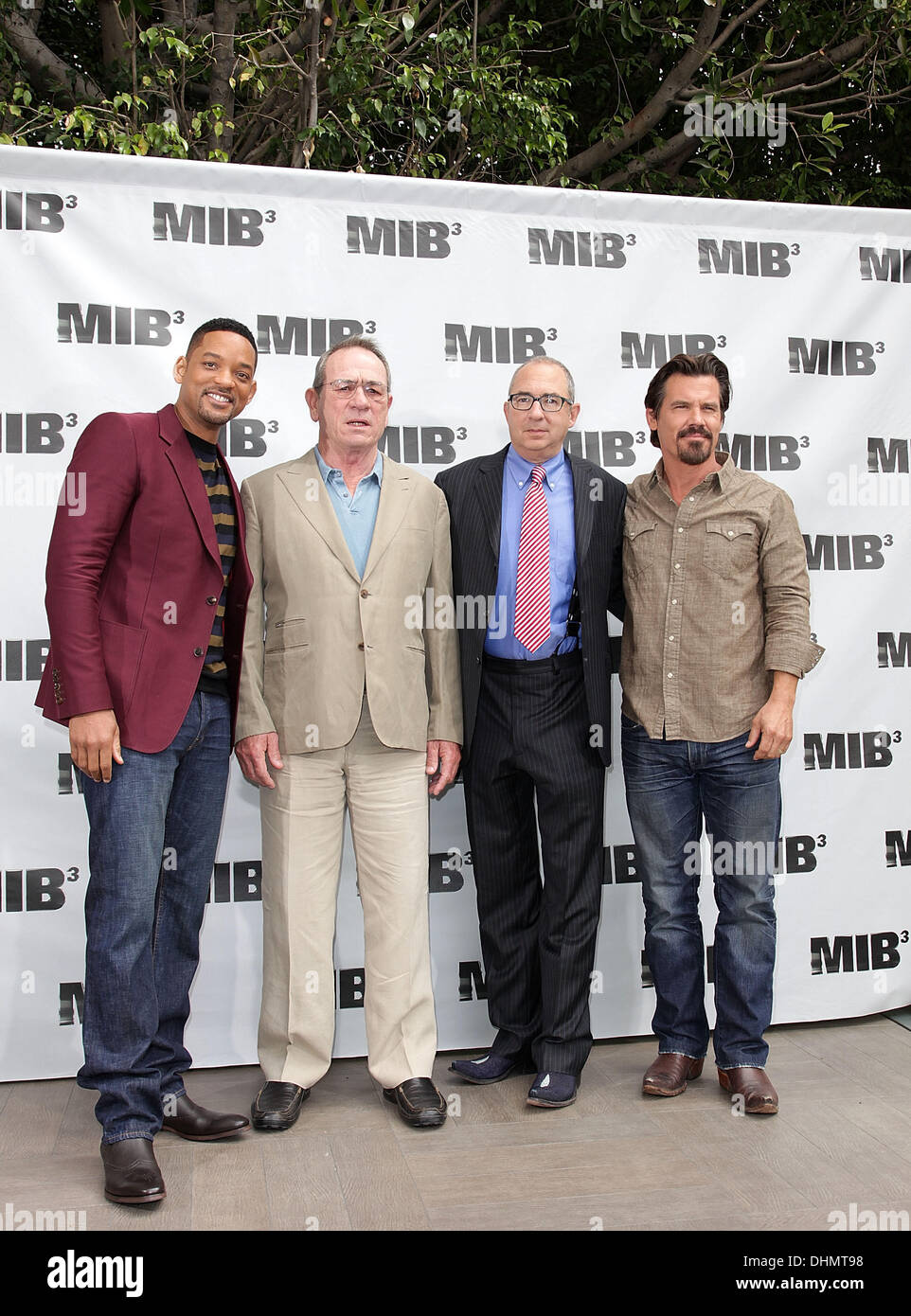 Will Smith, Tommy Lee Jones, Barry