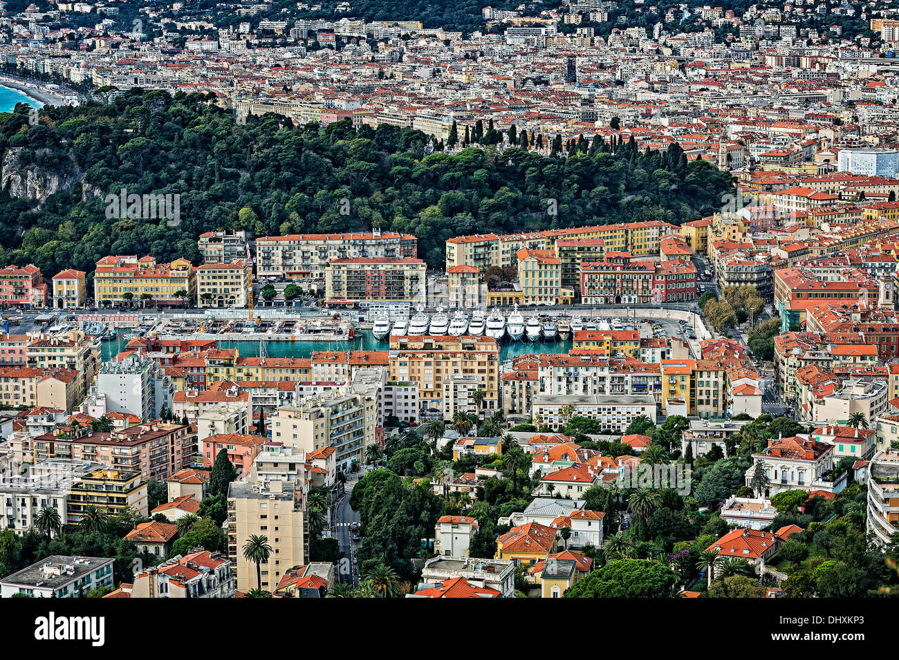 Vista aérea de la ciudad francesa de Niza, la Riviera Francesa, la Côte d'Azur, Francia, Europa Foto de stock