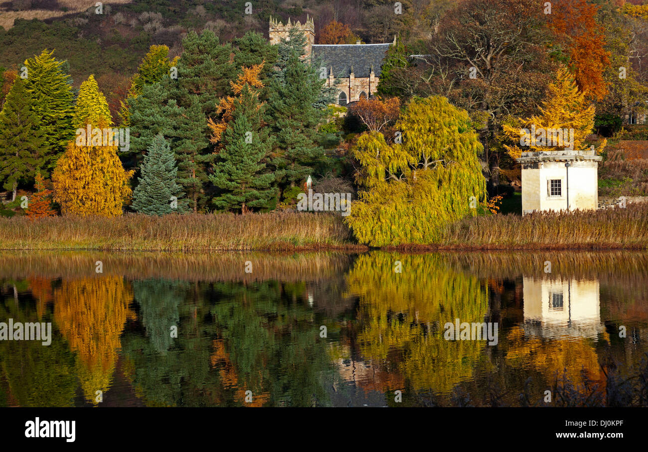 Duddingston Loch, otoño Edimburgo Scotland Reino Unido Foto de stock