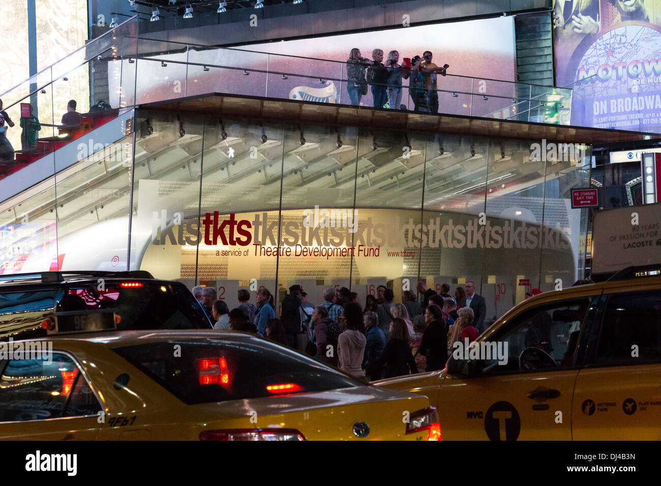 Billetes con descuento TKTS para Broadway, Duffy Square, Times Square, NYC 2013 Foto de stock