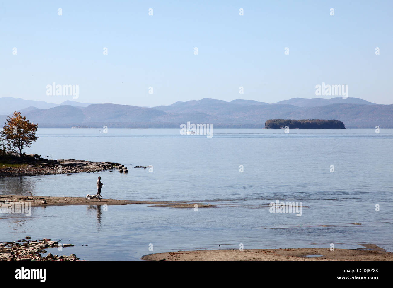 El lago Champlain de Burlington, en Vermont, EE.UU. Foto de stock