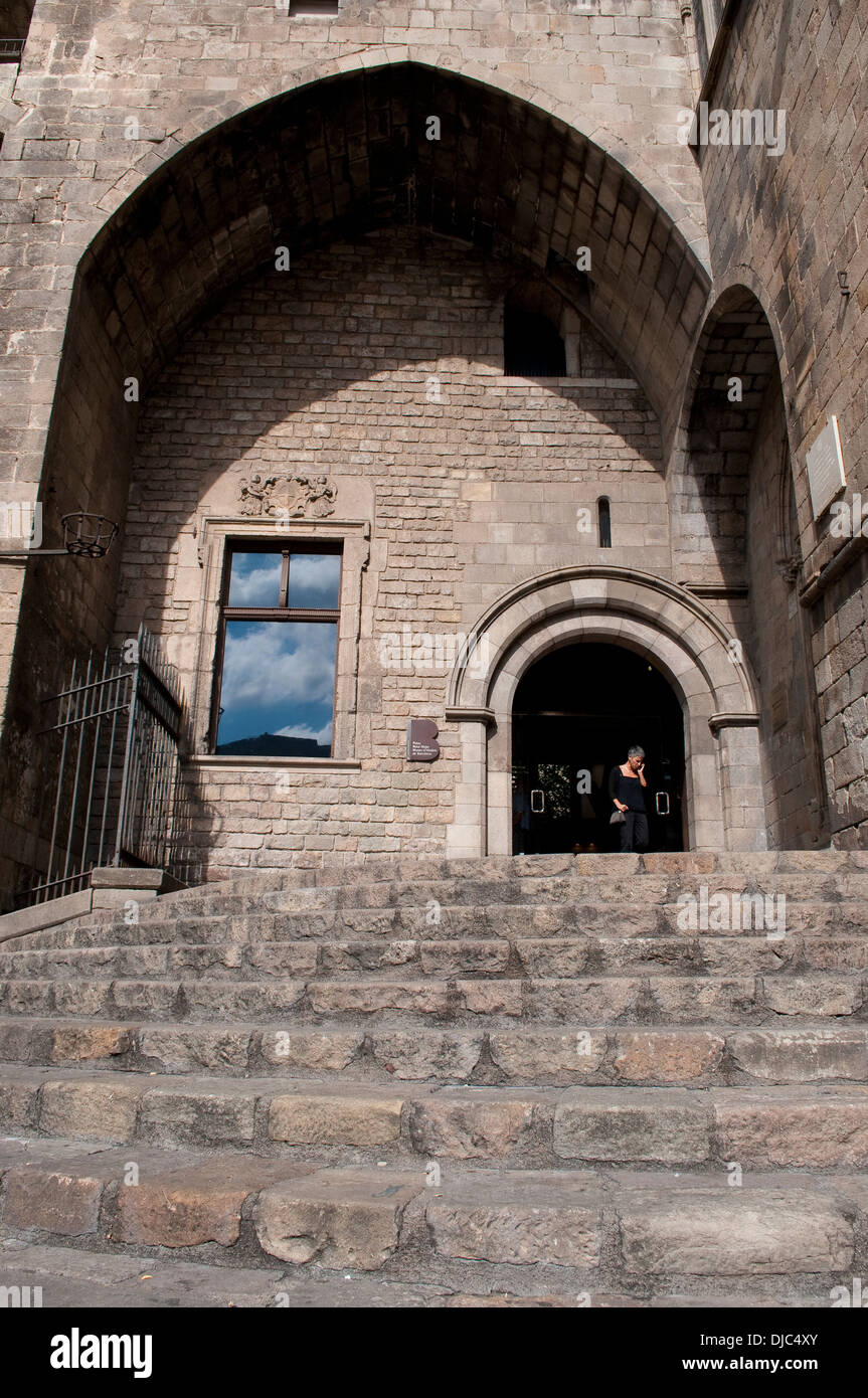 El Palau Reial Major, Museo de Historia de la ciudad de Barcelona, la Plaça del Rei, Barcelona, España Foto de stock