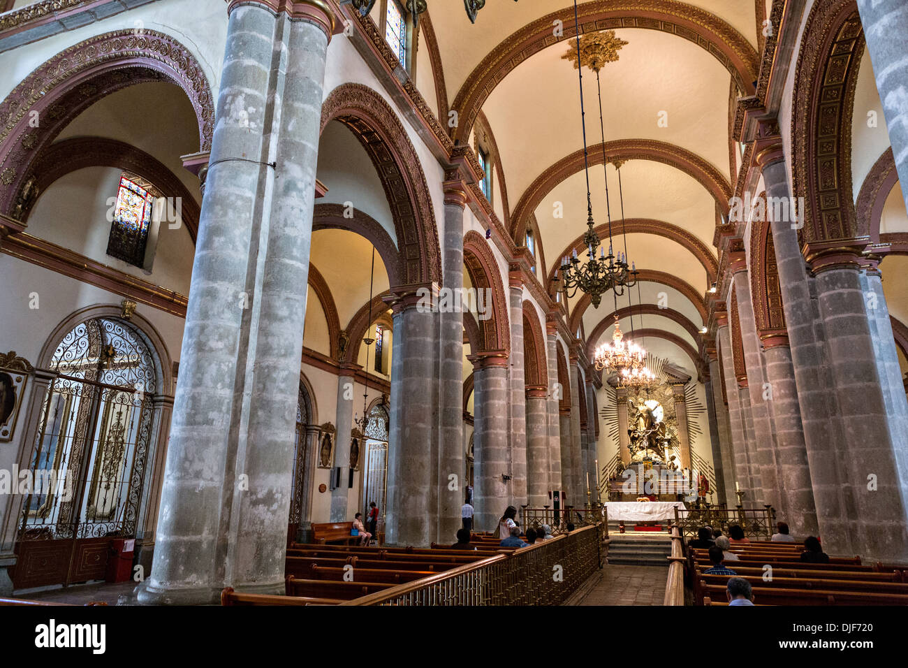El interior de la Catedral de Nuestra Señora de la Asunción en Oaxaca,  México Fotografía de stock - Alamy