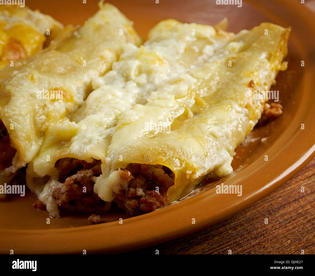 Salsa bechamel italiana fotografías e imágenes de alta resolución Alamy
