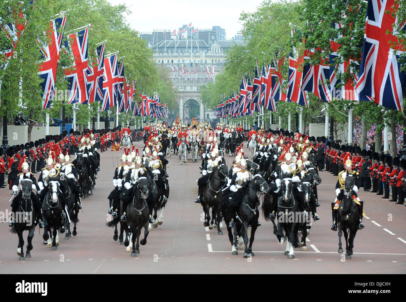 El Queen's Diamond Jubilee procesión a lo largo de Mall Londres Inglaterra  -05.06.12 Francia Fotografía de stock - Alamy