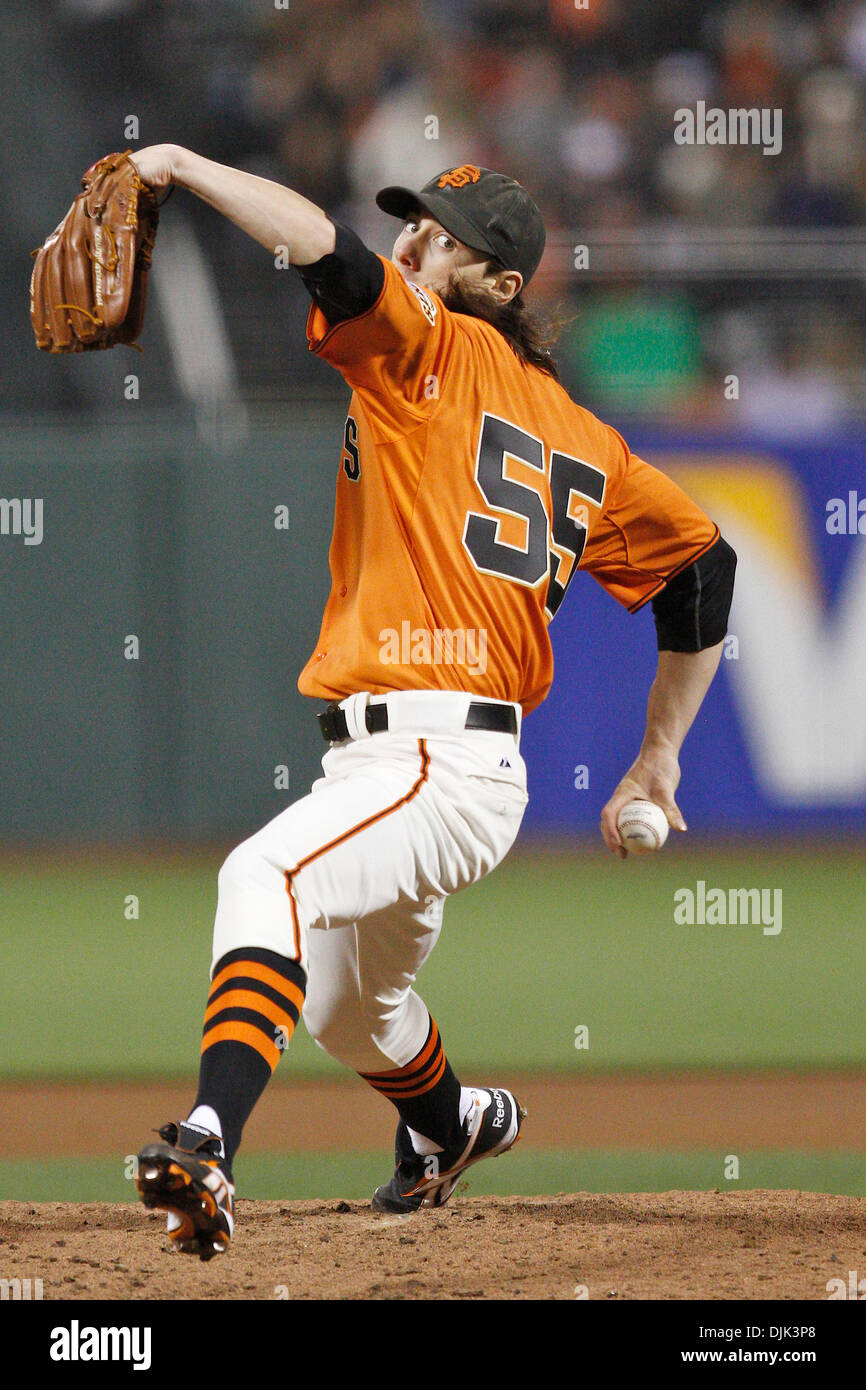 Agosto 27, 2010 - San Francisco, California, Estados Unidos de América - San Francisco Giants aloja los Diamondbacks de Arizona. San Francisco Giants el abridor Tim Lincecum (55) parcelas contra los Diamondbacks de Arizona. Arizona Diamondbacks ganar el juego 6-0. (Crédito de la Imagen: © Dinno Kovic/Global/ZUMApress.com) Southcreek Foto de stock