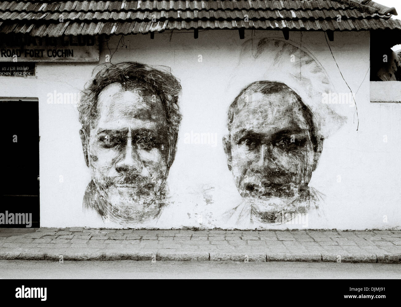 Arte en la calle en el fuerte Kochi Cochin en Kerala, en el sur de la India en Asia. Graffiti Urbano Imagen Gráfica retratos retrato reportaje de viaje Foto de stock