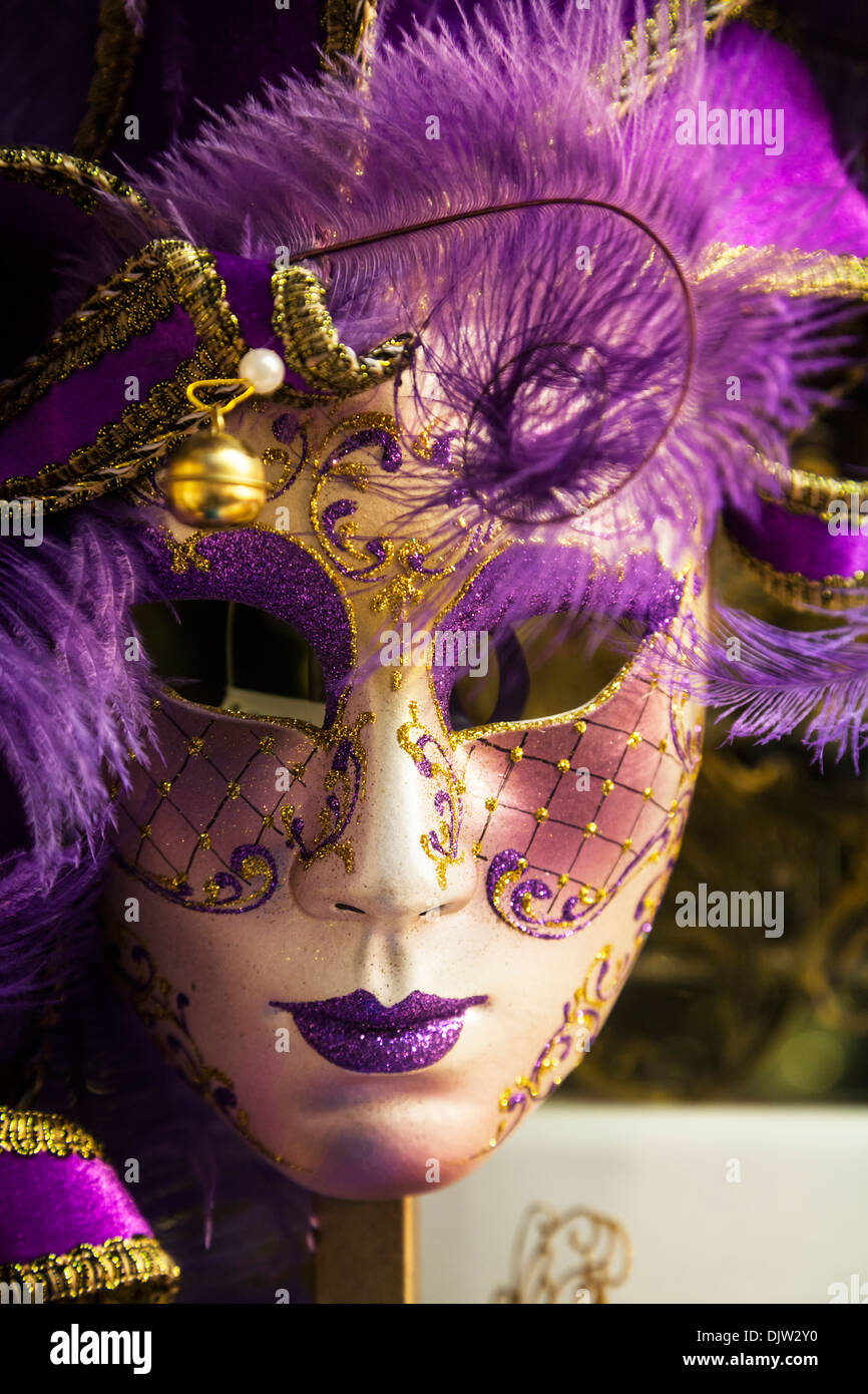 Máscaras de carnaval veneciano en venta, Venecia, Italia, Europa Fotografía  de stock - Alamy