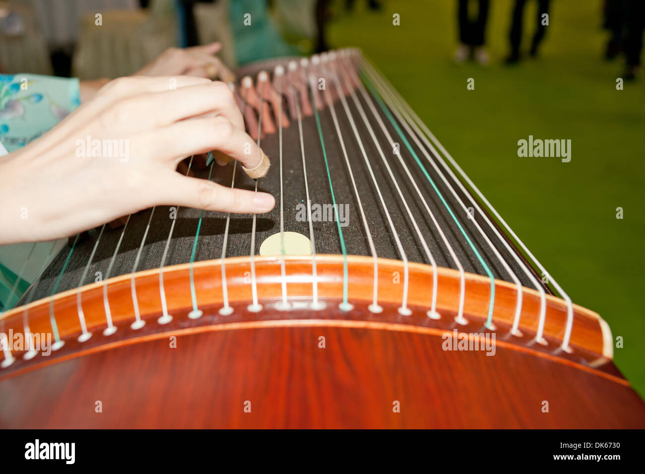 Guzheng Chinese Musical Instruments Fotos e Imágenes de stock Alamy