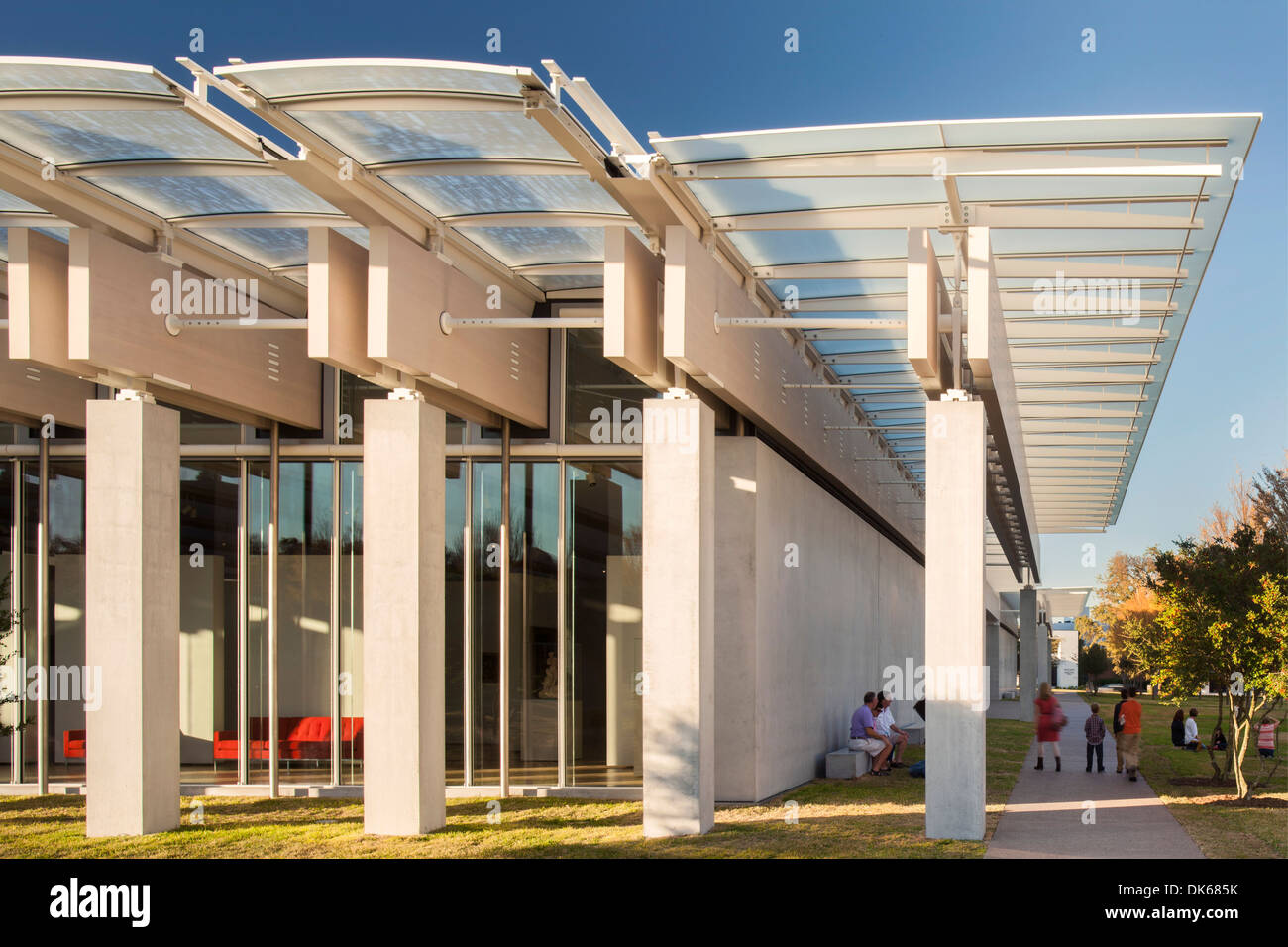 Museo de Arte Kimbell Renzo Piano Expansión, Fort Worth, Estados Unidos.  Arquitecto: Renzo Piano Building Workshop, 2013. Perspectiva Fotografía de  stock - Alamy