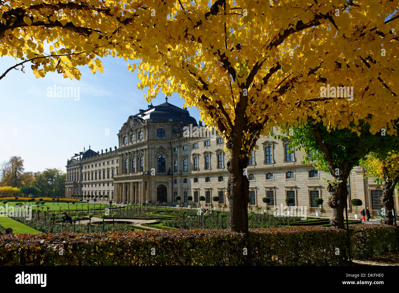 Vista Jardín, jardines de palacio, residencia de Würzburg, Sitio del Patrimonio Mundial de la UNESCO, Wuerzburg, Baja Franconia, Baviera, Alemania Foto de stock