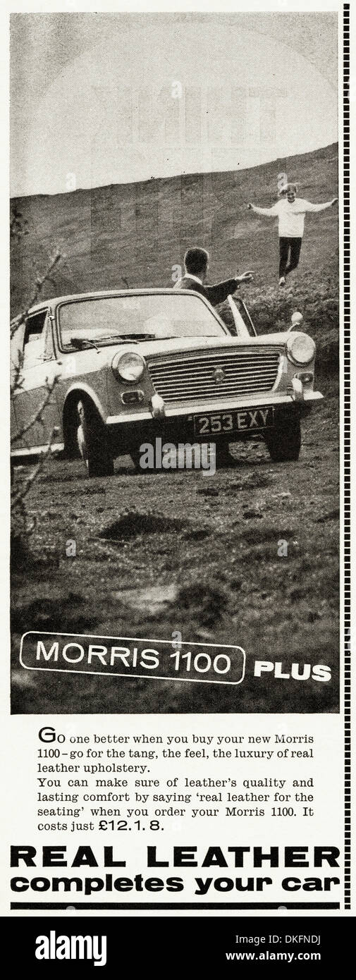 1960 vintage magazine publicidad publicidad Morris 1100 coche con cuero auténtico Foto de stock
