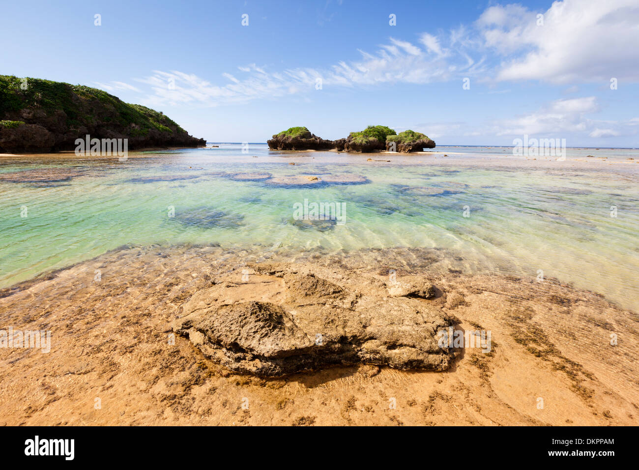 Hoshisuna-no-hama Playa, Iriomote, Prefectura de Okinawa, Japón. Foto de stock