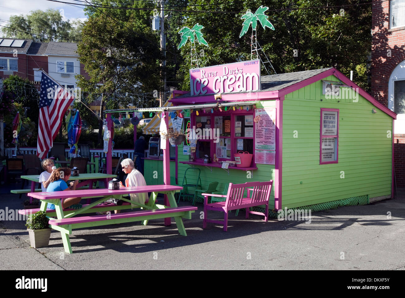 Tienda de helados, Camden Maine Foto de stock