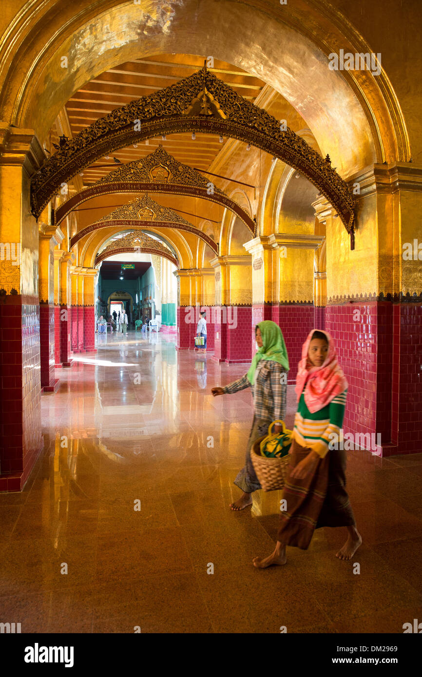 La ShwenandawKyaung, Mandalay, Myanmar (Birmania) Foto de stock