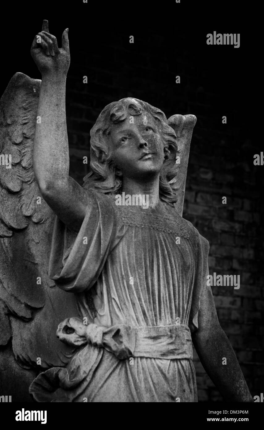Ángel lápida, Brompton cementerio Foto de stock
