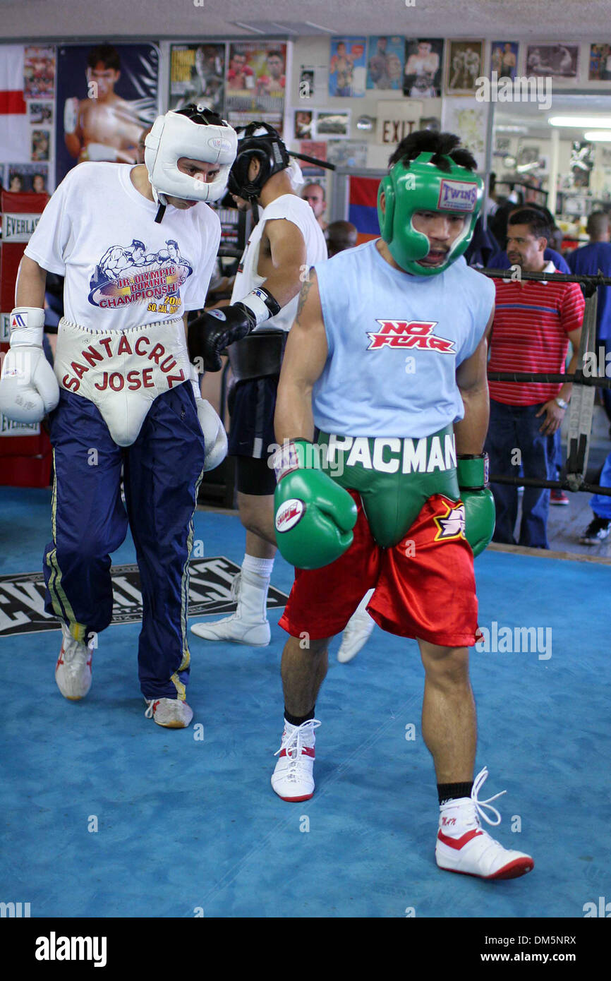 Mar 10, 2005; Hollywood, CA, EE.UU.; Phillipino superstar boxeador MANNY  'PACMAN' PACQUIAO trenes para la WBO 12 ronda del campeonato super pluma  contra Erik 'El Terrible' Morales (México) en el MGM Grand