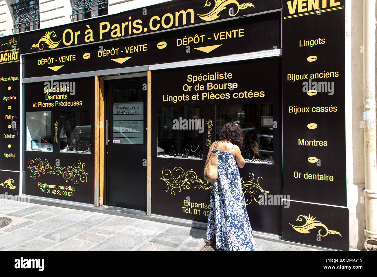 Tienda que compra oro, EN LA TIENDA O POR INTERNET (ORAPARIS.COM), Rue  Saint Placide, París, Francia (75 Fotografía de stock - Alamy
