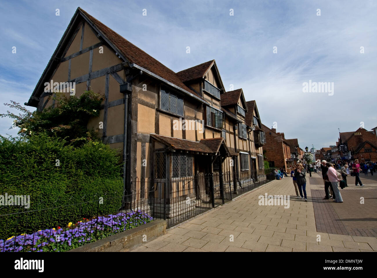 El lugar de nacimiento de William Shakespeare, un edificio de entramado de madera medievales en Stratford upon Avon, Warwickshire, es un edificio histórico protegido. Foto de stock