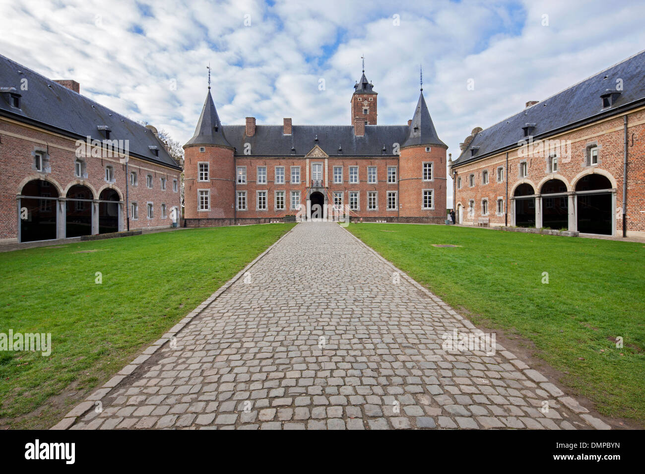 Alden Biesen, 16th-century castle en Rijkhoven, Bilzen, Bélgica Foto de stock