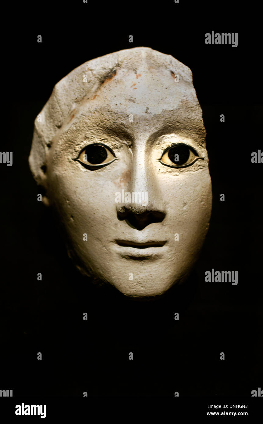 La máscara de la momia de una mujer mayor tiempo romano 200 AD Egipcio Egipto Foto de stock