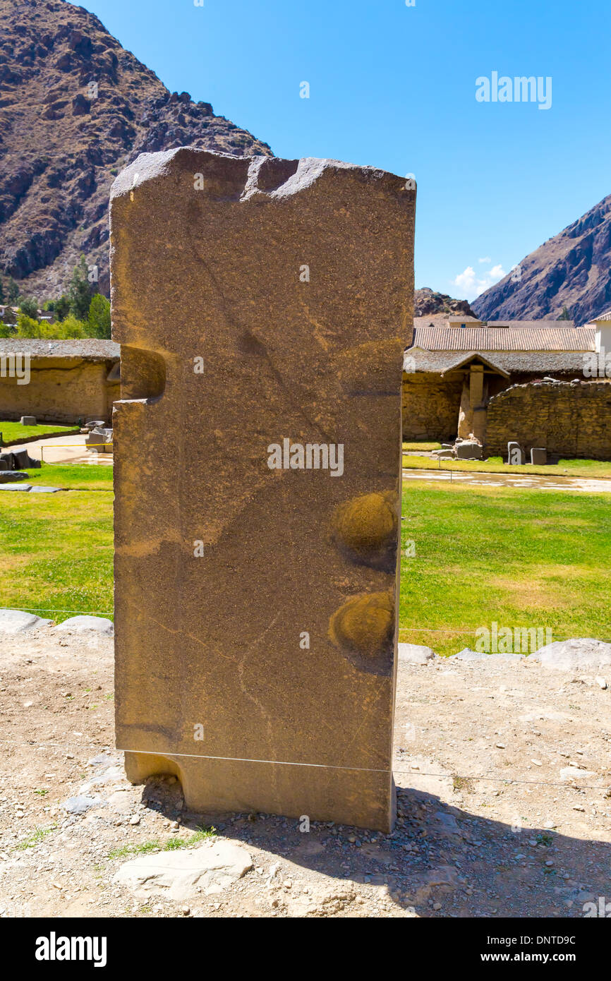 Perú ruinas incas de Ollantaytambo y Urubamba sitio arqueológico en