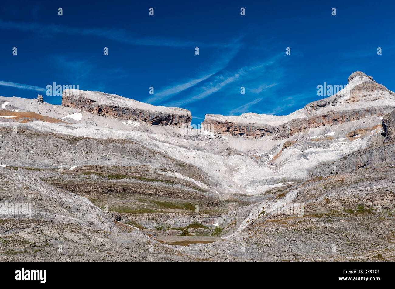 Breche de Roland, El Casco y Plano de Millaris de montaña en el Parque Nacional Valle de Ordesa, del Circo de Cotatuero Foto de stock