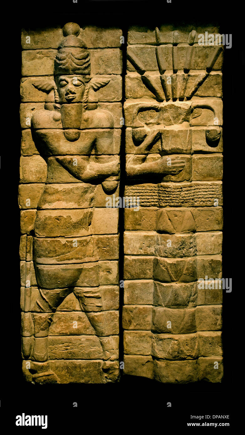 Fragmentos de la decoración del templo Inshushinak Susa Elam (actual Irán) 1150 BC terracota Foto de stock