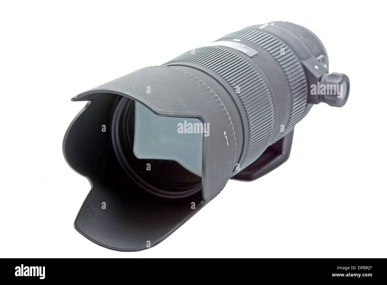 Lente de zoom telescópico para cámara DSLR en blanco Foto de stock