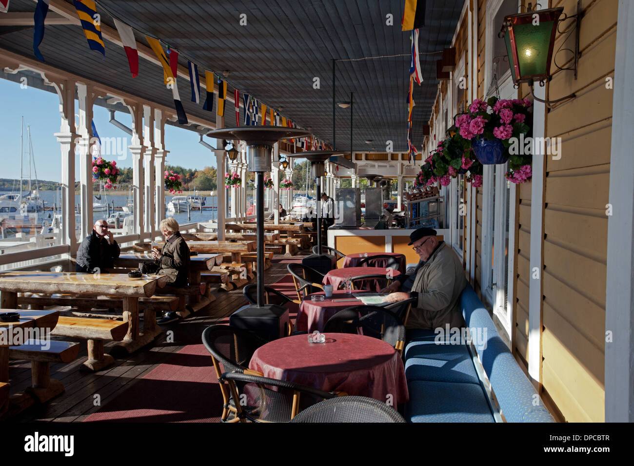 Naantali: Paseo Cafe Foto de stock