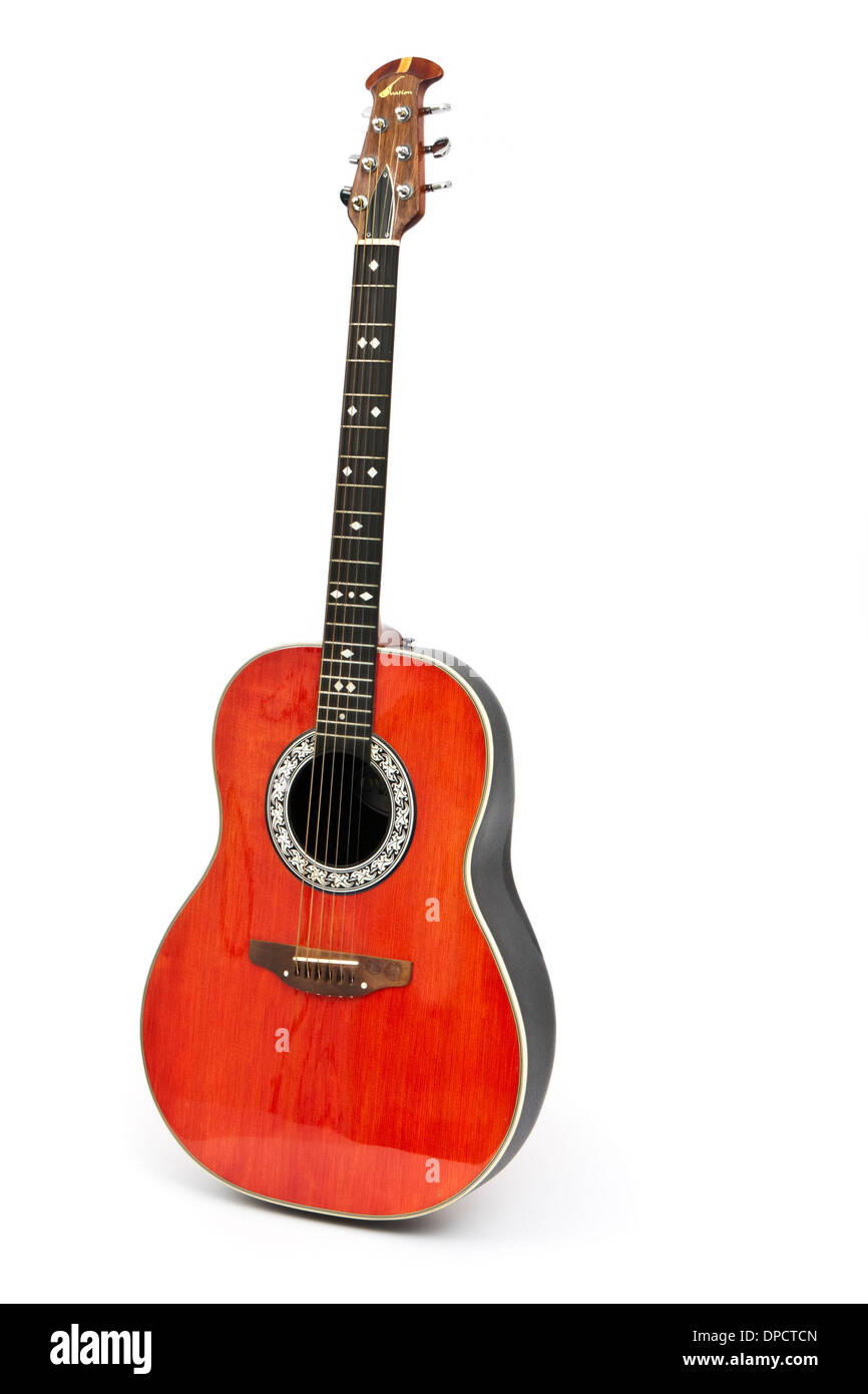 Vintage 1112 cantante de baladas de guitarra Ovation personalizado  Fotografía de stock - Alamy