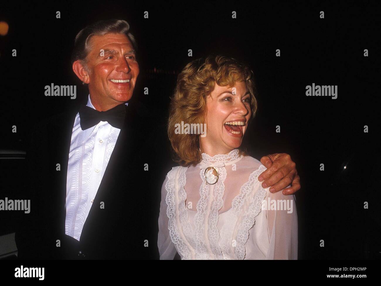 Abril 18, 2006 - Hollywood, California, EE.UU. - ANDY GRIFFITH CON CINDI KNIGHT 1981.# 11838.(Credit Image: © Phil Roach/Globe Photos/ZUMAPRESS.com) Foto de stock