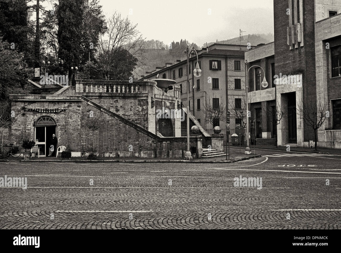 En la época fascista Predappio, localidad natal de Mussolini, fue conocido como 'Duce's Town', y cerca de Forlì fue la ciudad de 'DUCE' Foto de stock