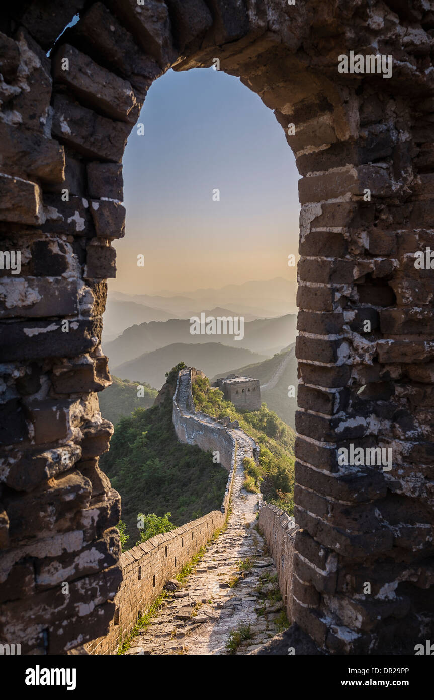 Tour caminando Jinshanling Great Wall, en la provincia de Hebei, China Foto de stock
