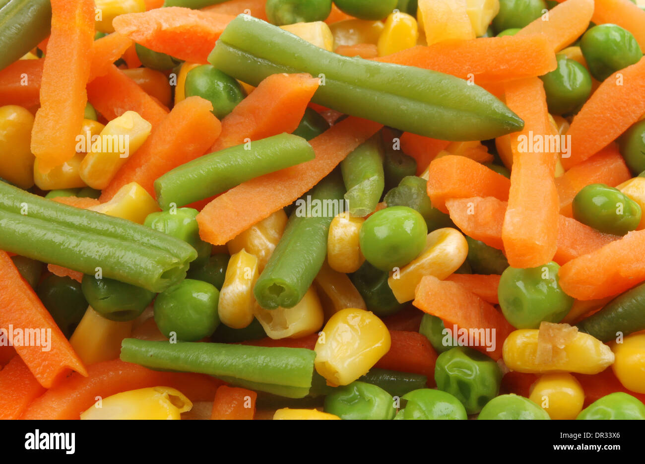 Primer plano de una mezcla de verduras cocidas Foto de stock