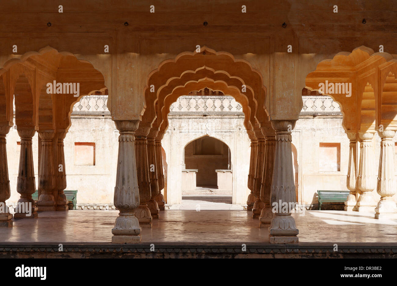 El Queen's Patio en Fuerte Amber, Jaipur, Rajasthan, India Foto de stock
