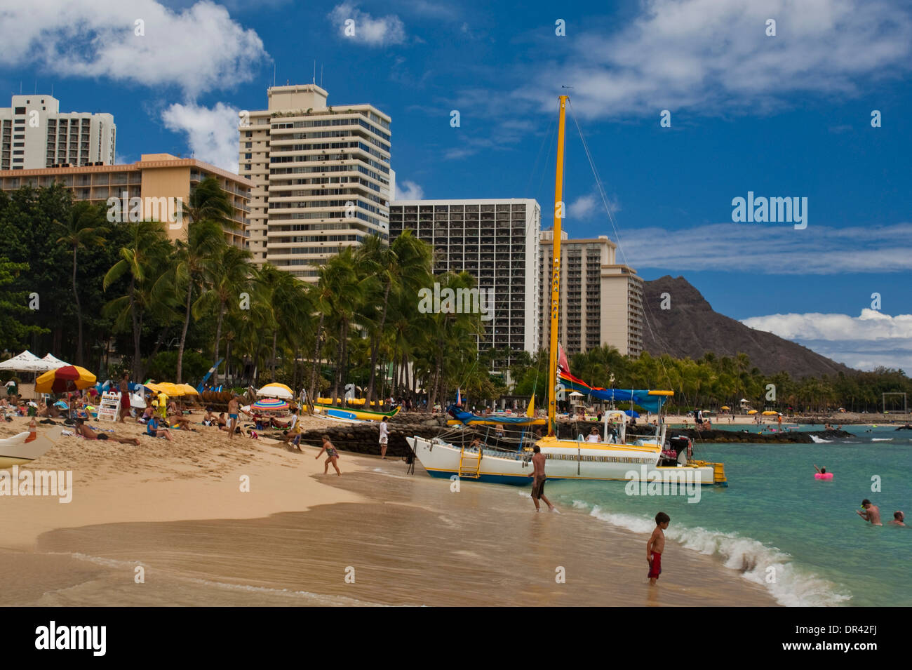 Kuhio Beach Park, la playa de Waikiki, Honolulu, Oahu, Hawaii Foto de stock