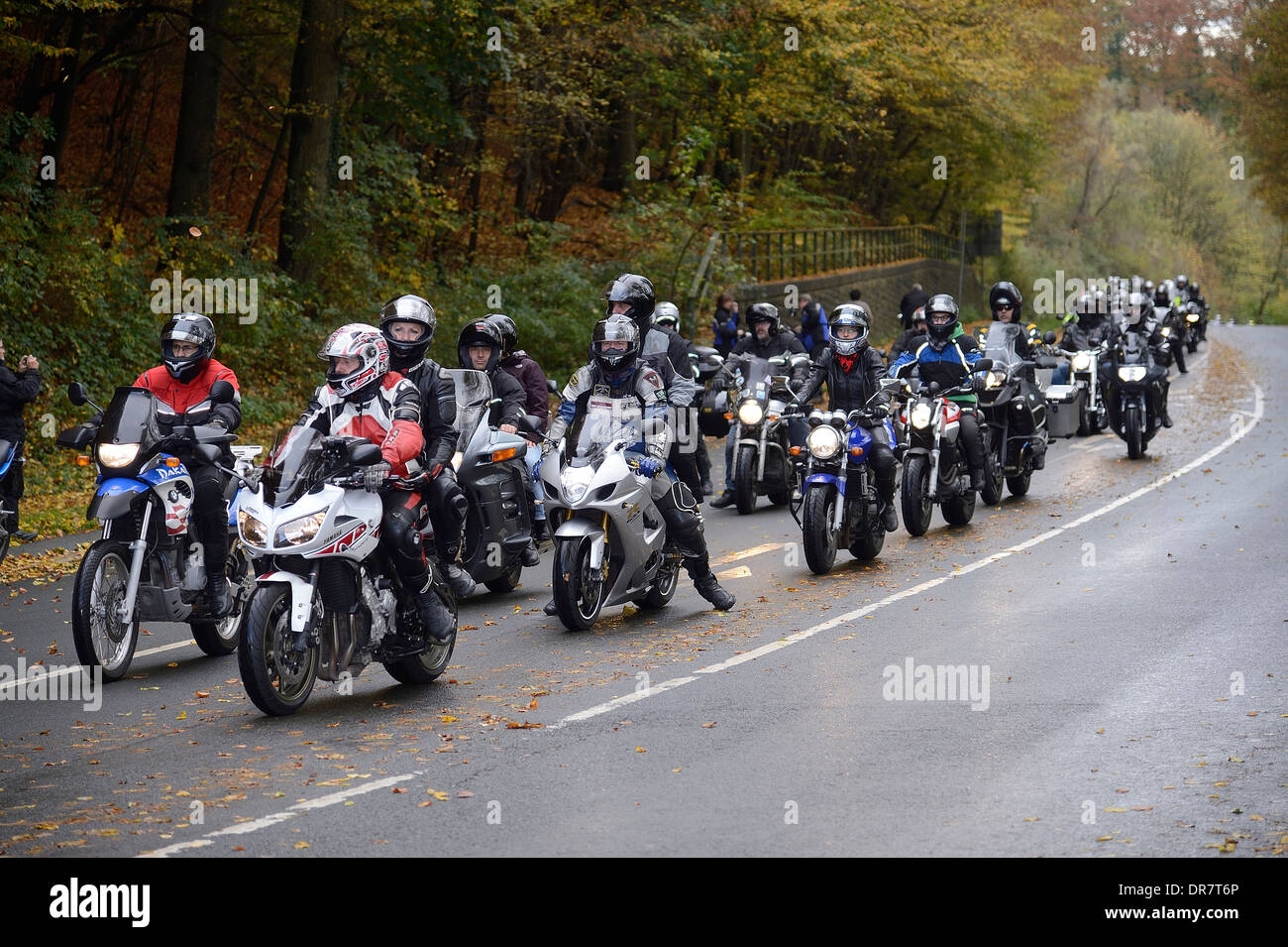 Memorial de paseo para los motociclistas, Odenthal-Altenberg, Renania del Norte-Westfalia, Alemania Foto de stock