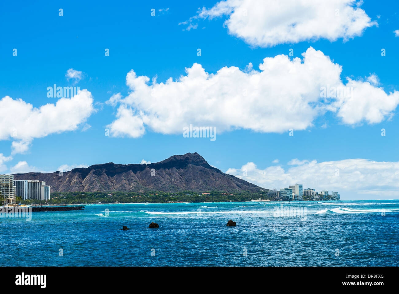 Popular para practicar surf Ala Moana Bowls, Waikiki y Diamond Head en Oahu, Hawai Foto de stock