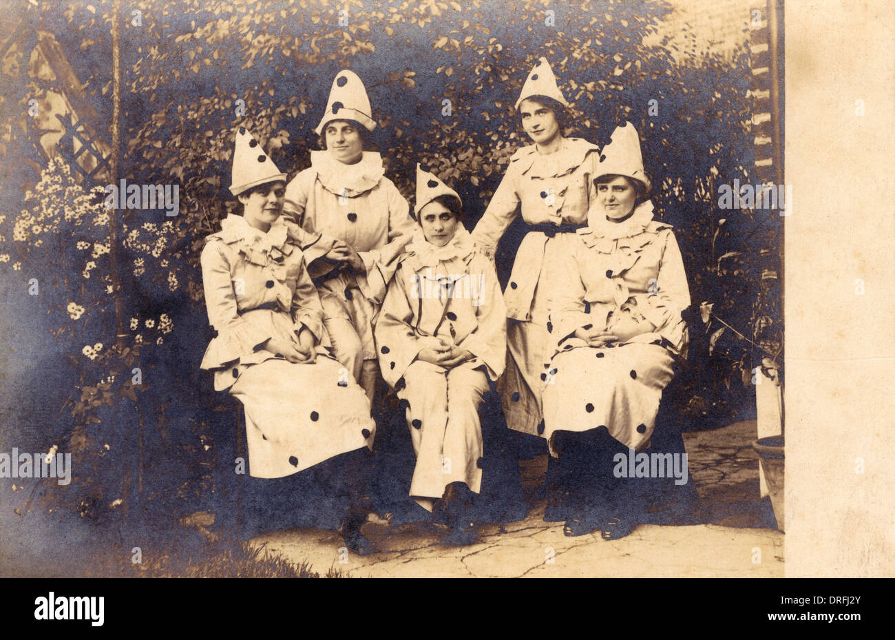 Cinco Pierrot señoras Foto de stock